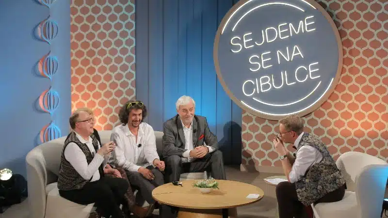 Sejdeme se na Cibulce — osvětlení Q PICTURES